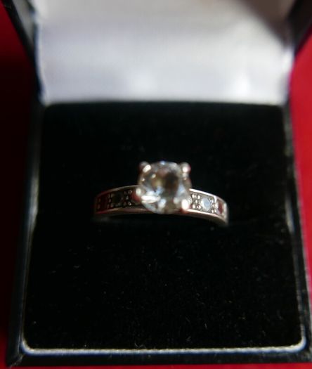 Vintage Sterling Silver 925 Statement Solitaire Ring with Round Faceted White Topaz size P  - 3,51g
