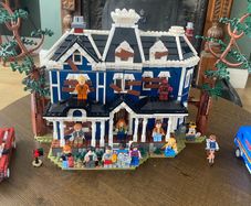 Lego Creel House - 11370