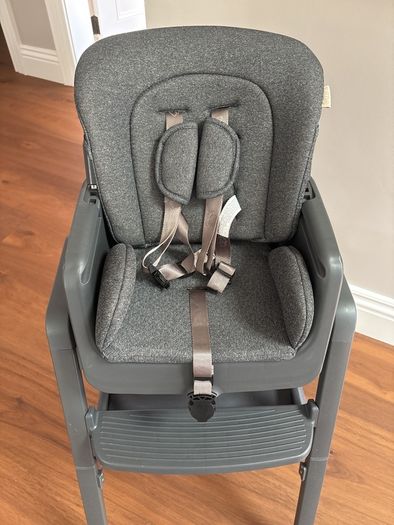 Tutti Bambini Nova Evolutionary highchair