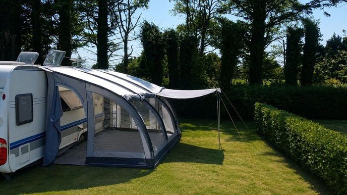 Hobby Prestige Twin Axle Caravan with new Awning