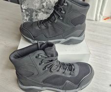 Mens Hiking Boots,Waterproof, UK 8.5 EU43,Brand New