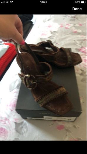 Ladies new wedge sandals size 3