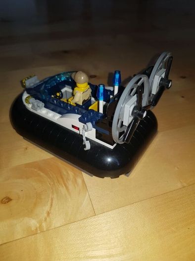 Lego City Hoovercraft Arrest