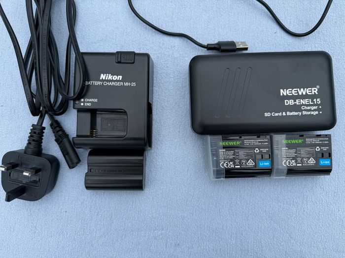Nikon D7100 DSLR Camera Kit