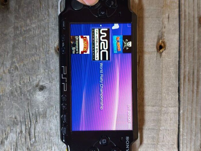 Playstation PSP modded 50 games 64gb sd card