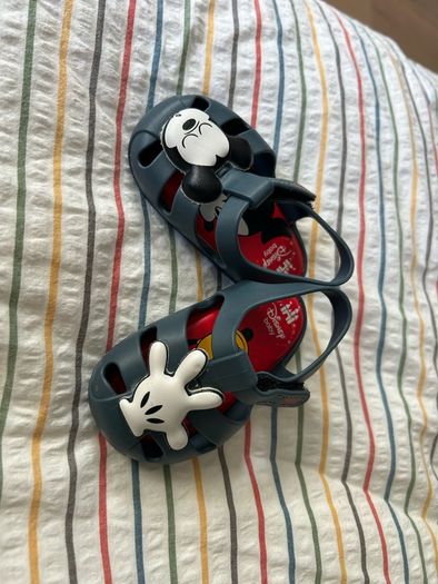 Baby sandals