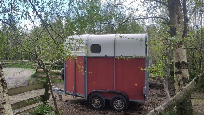 richardson horse trailer