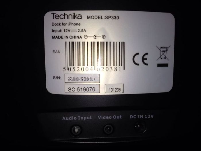 Technika iPhone iPod sound system.