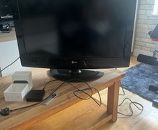 Lg smart tv no remote perfect condition