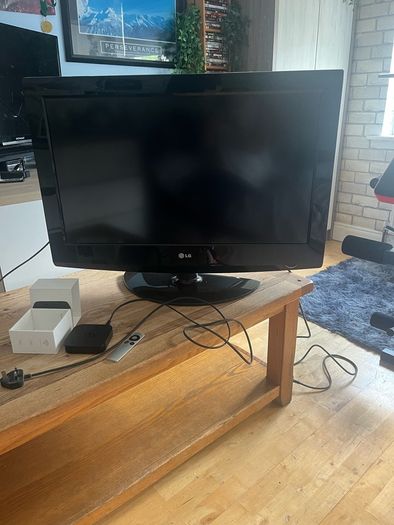 Lg smart tv no remote perfect condition