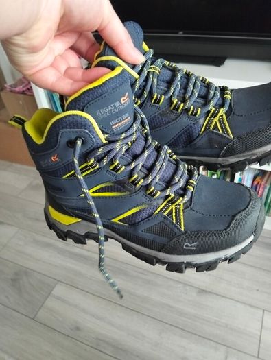 Regatta waterproof kids boots