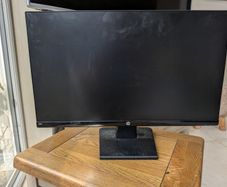 24" HP Monitor