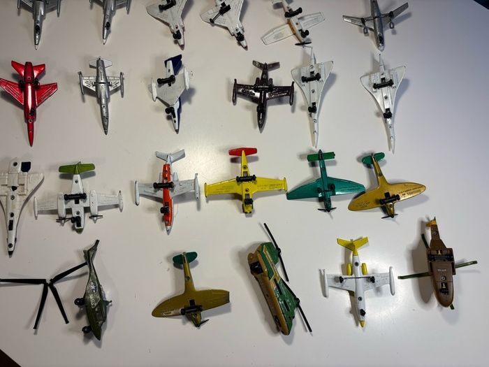 Vintage Matchbox Planes 24 models