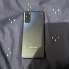 Samsung S20 FE 5G 128GB Dual sim (screen cracked)
