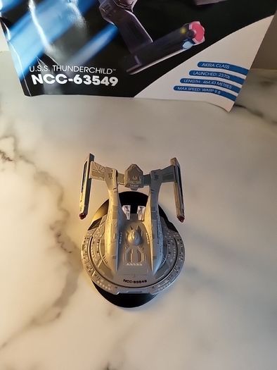 star trek eaglemoss uss thunderchild