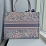 Womens designer bag Image 2