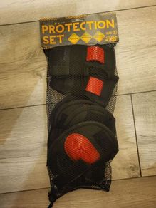 Blindside protective gear pads set S red