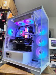 High Performance Custom Gaming PC Intel 14 core/RTX 5060ti/2TB m.2 SSD