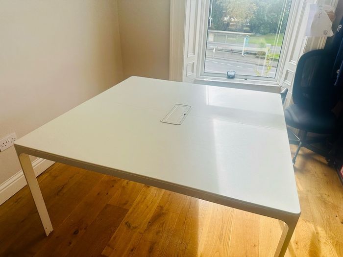 Office Conference / Meeting Room Table