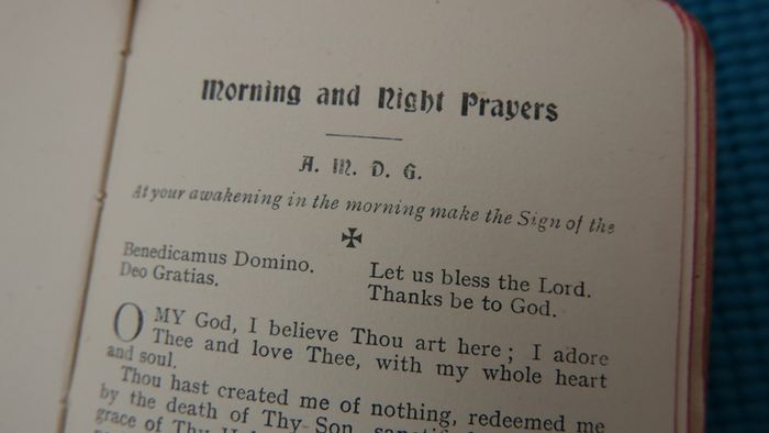 Vintage Loreto Manual Dublin M.H. Gill and Son 1949