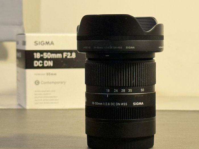 Sigma 18-50mm f/2.8 DC DN Contemporary (Sony E-mount)