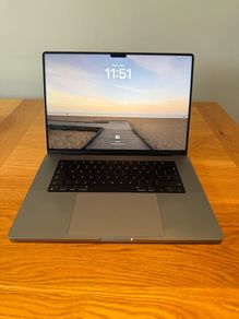 MacBook Pro 16