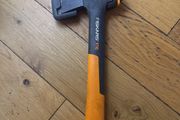 axe