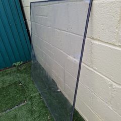 Perspex 128 cm x 127,5 cm, 10 mm thickness
