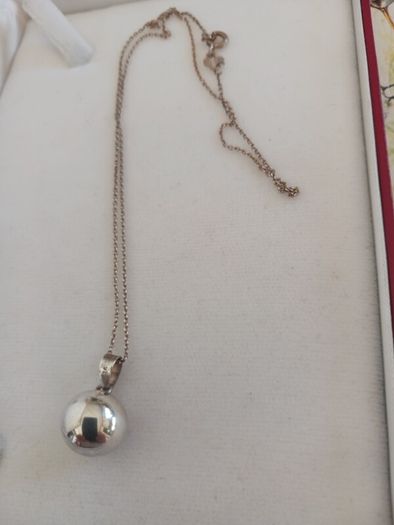 silver chain and pendant