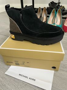 Michael Kors boots/ winter
