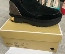 Michael Kors boots/ winter