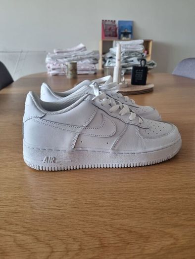 air force 1 runners size 6 (worn once)
