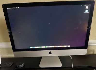 iMac 2020 - i9 - 64gb RAM - 512gb SSD - Cracked Screen