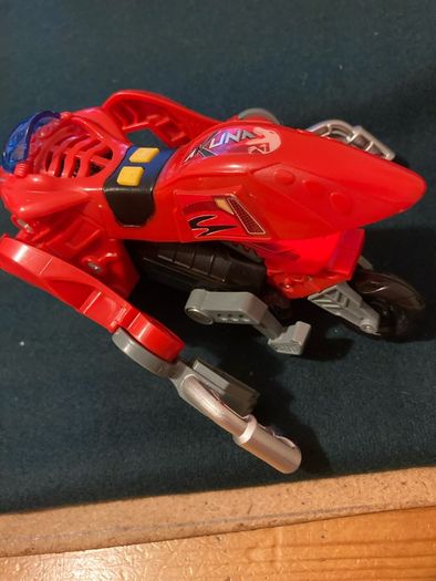 Switch & Go Dino V Tech. (Blade the Pteranodon )