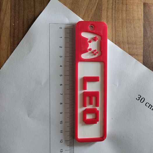 Personalised Gamer Keyring Custom Name Gaming Keychain Large Gamer Gift Custom Colour Keyring Personalised Name Tag Gaming Accessories Boys Girls Kids Teen Gamer Present Birthday Gift Backpack School Bag Tag Video Game Controller Style Customised Keychain