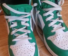 Air Jordan 1 Mid size 3.5