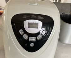 Morphy Richards Fastbake Bread Maker