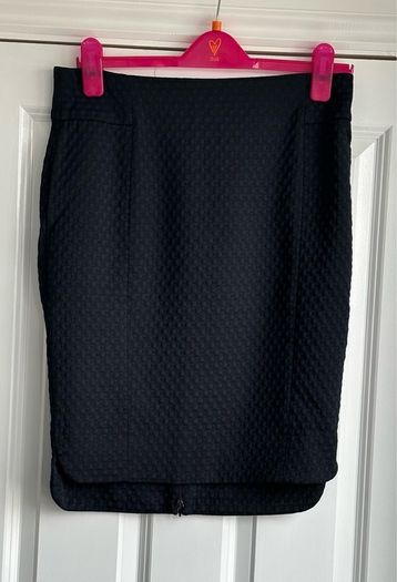 Massimo Dutti skirt sz 12