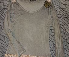 Grey "Guarapo" Top. Size 10