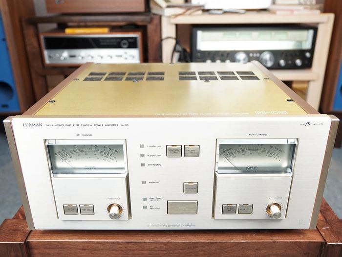 Mega Rare Legendary Beast LUXMAN M05 DUAL MONO CLASS-A 400W  @8 OHMS Bridged over 40KG Champagne edition Serviced Recently