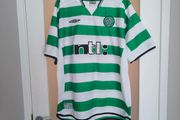 Vintage 2001/03 Celtic F.C. Umbro home jersey
