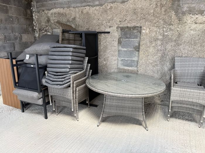 Garden table