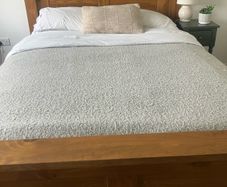 Kingsize bed with Mattress