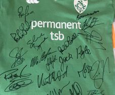 Ireland rugby signed Legends jersey