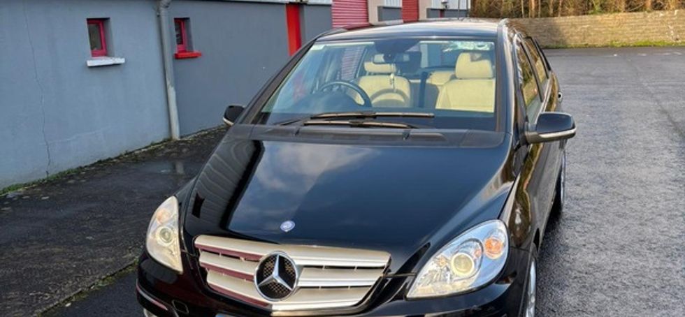 2011 Mercedes-Benz B Class 180