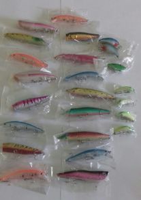 24 fishing lures 50 euro