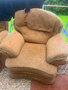 Free Armchairs