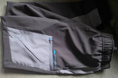 Monterrain kids black tracksuit bottoms size Large