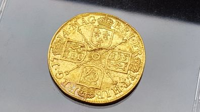 Rare  Guinea 1714 QUEEN ANNE gold coin