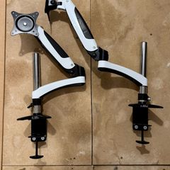 Amer Mounts Single arm mount for monitors
